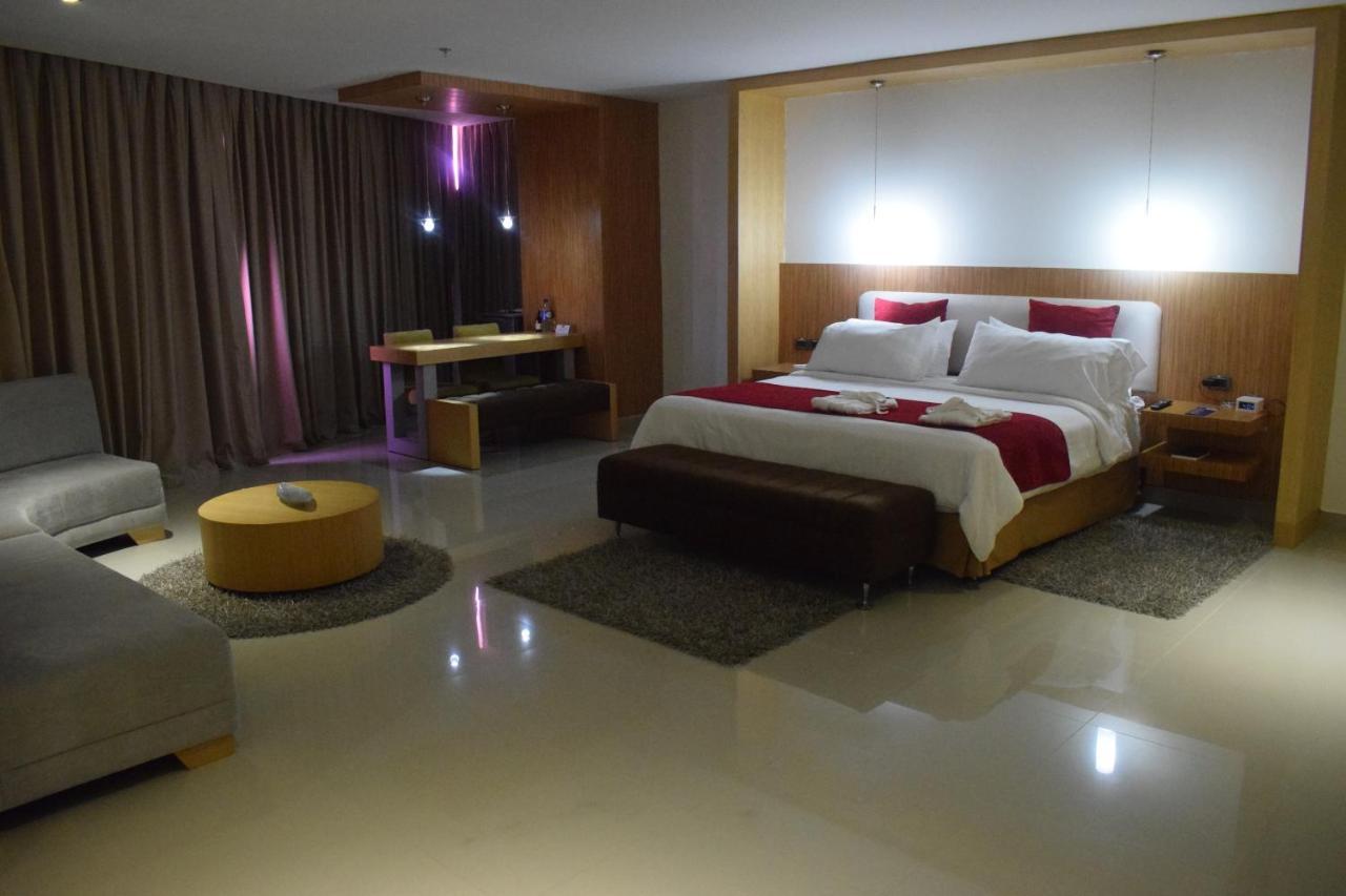 Radisson Diamond Barranquilla Hotel Exterior foto